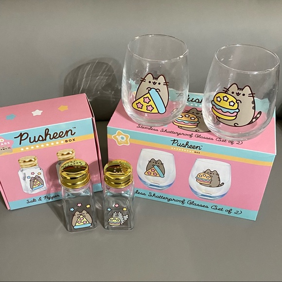 Pusheen Subscription Box 2020 Winter 10 Year - Picture 4 of 11